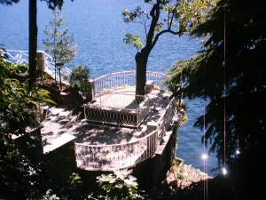 Xtrallusion offers characteristic Bed and Breakfast, B&B, Guest House, Hotel, Albergo and Country Lodge accommodation in Italy. Plus independent self-guided Walking, Adventure, Activity, Skiing and Paragliding Holiday itineraries on the Italian Rivieras, in the Italian Lakes, in the Italian Alps and in some of the most beautiful corners of Italy.